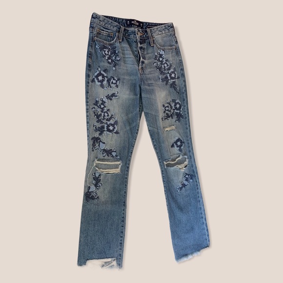 High Rise Vintage Straight Button Fly Ripped Jeans - Picture 5 of 14